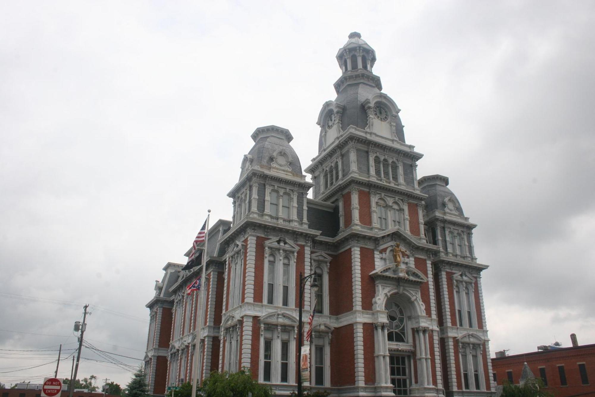 Fountain Inn Van Wert Exterior photo
