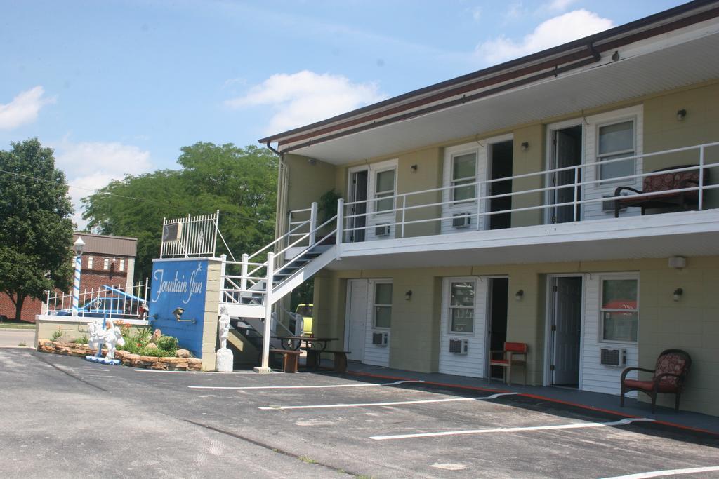 Fountain Inn Van Wert Exterior photo